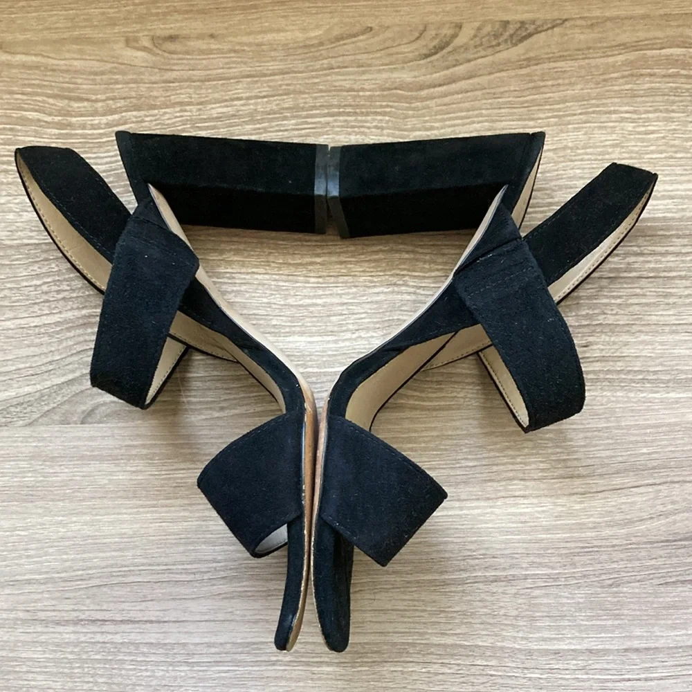 Ann Taylor block heel lorna sandal black 7,5